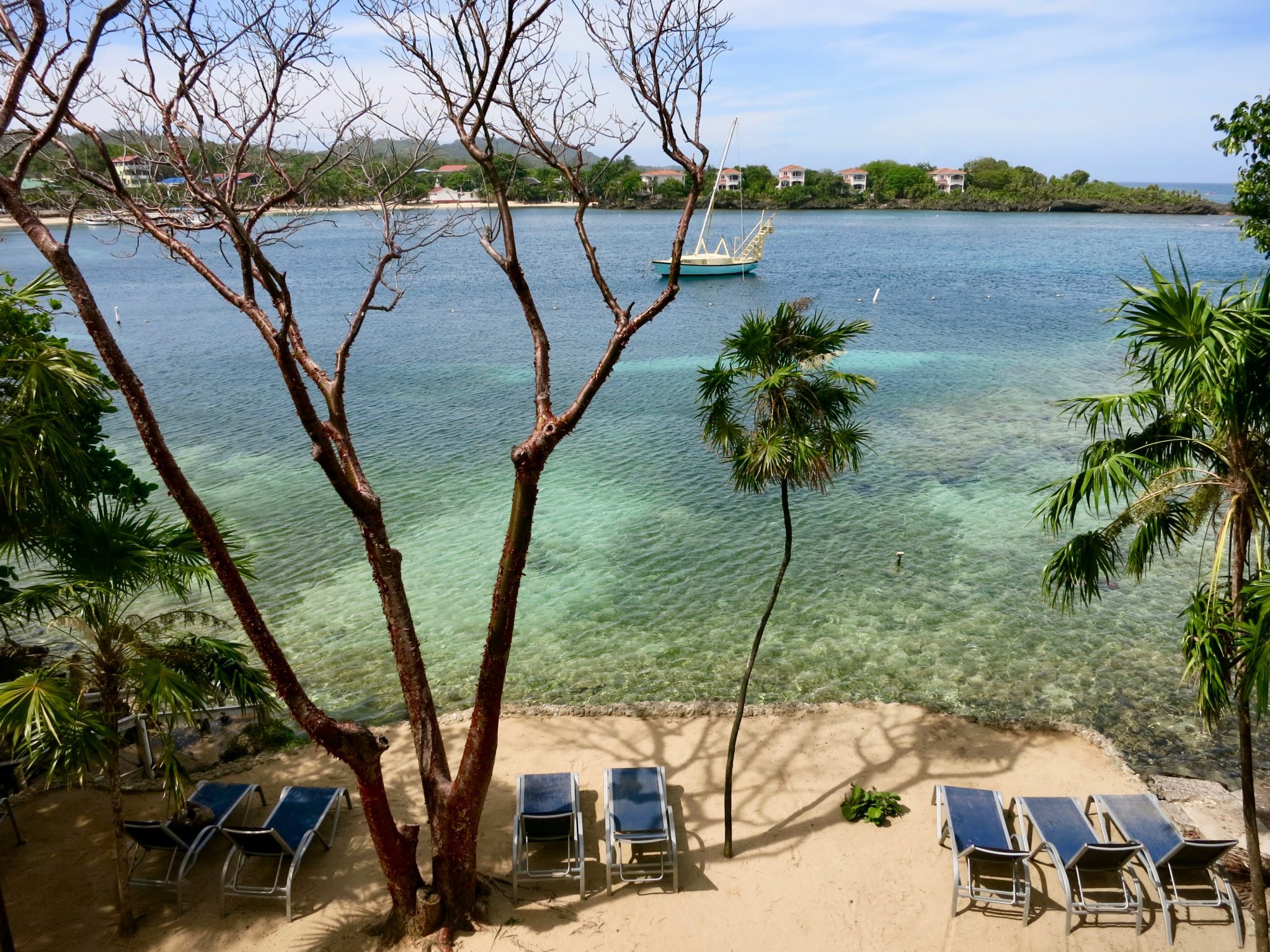 7 Awesome Things To Do In Roatan Honduras!